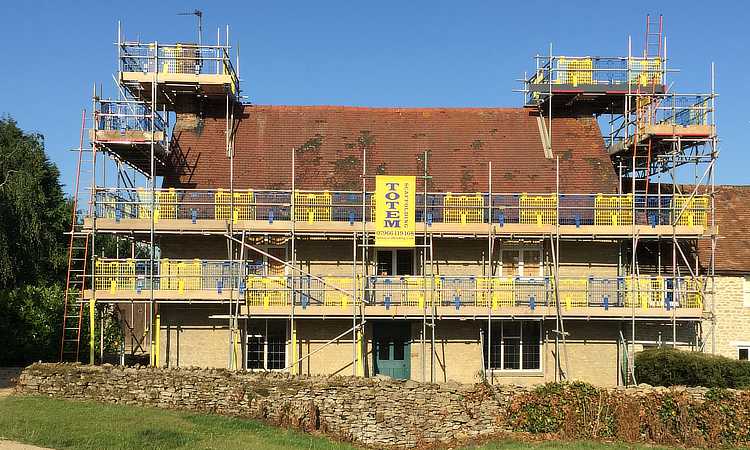 Scaffolding for residential and domestic customers, Oxfordshire, Buckinghamshire, Berkshire, Nothamptonshire, Gloucestershire, Worcestershire
